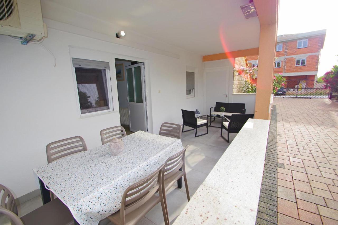 Apartment Pineta In Village Valbandon المظهر الخارجي الصورة