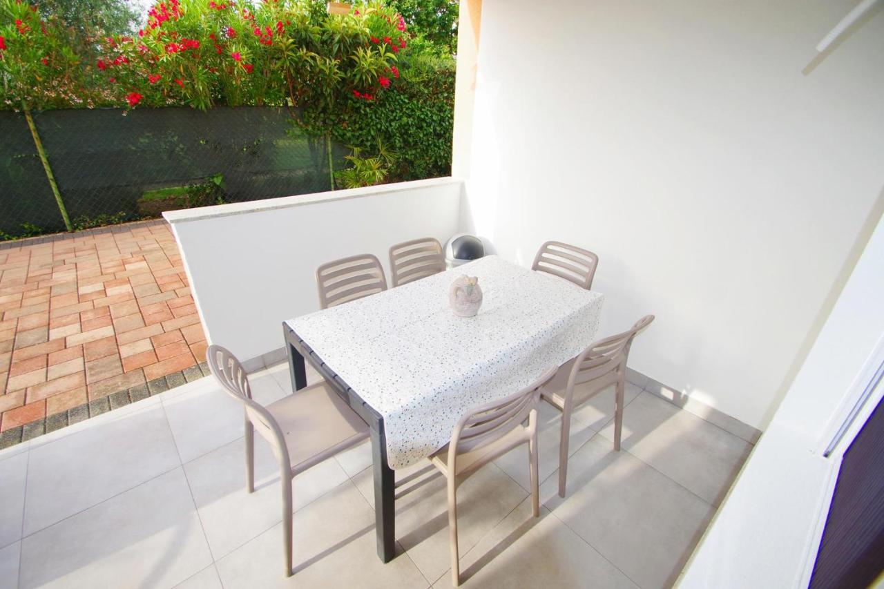 Apartment Pineta In Village Valbandon المظهر الخارجي الصورة
