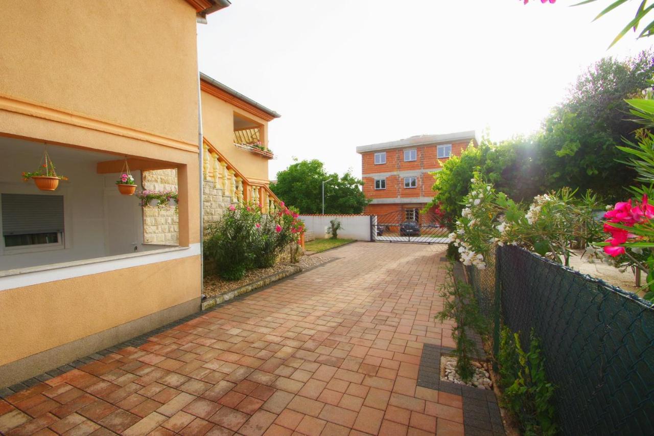Apartment Pineta In Village Valbandon المظهر الخارجي الصورة